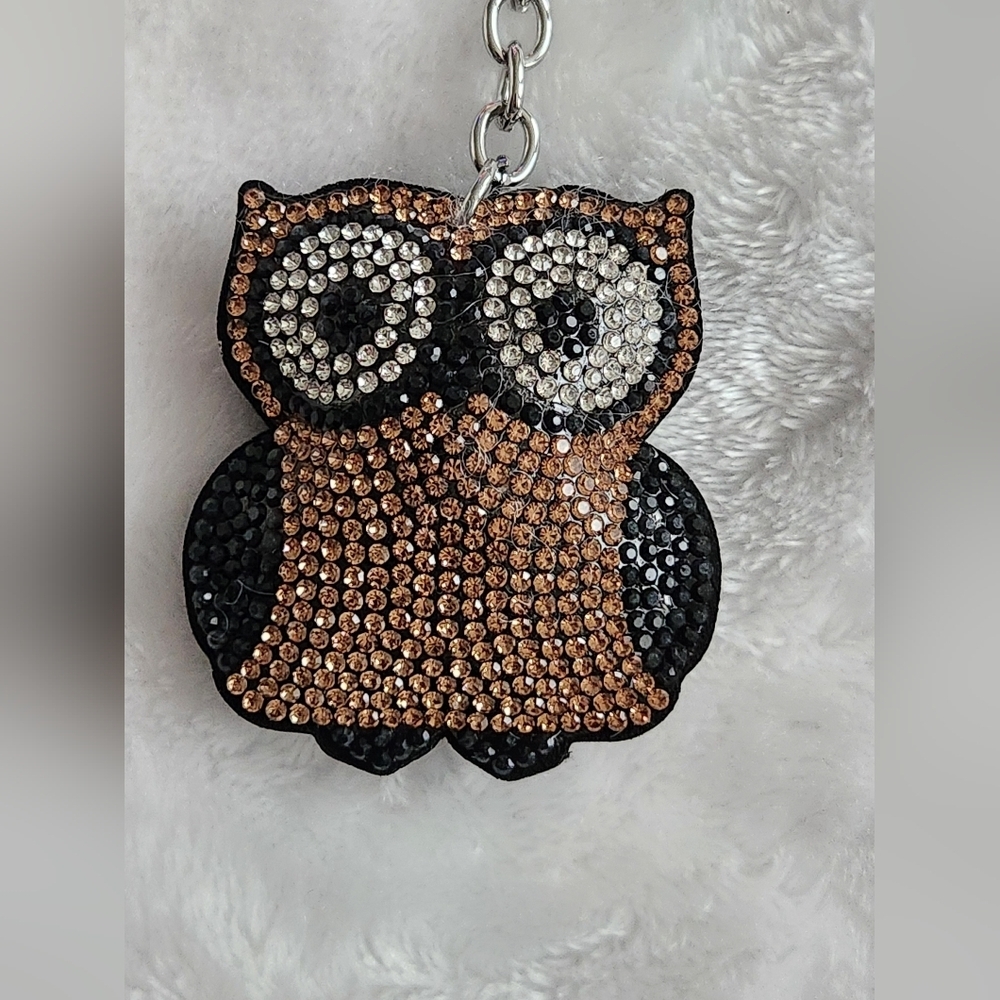 Sparkling Owl Keychain with Rhinestones Bag Charm - Picture 2 of 3